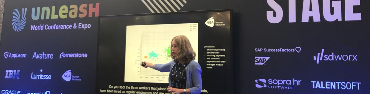 Anita presenting at Unleash on payroll anomalies