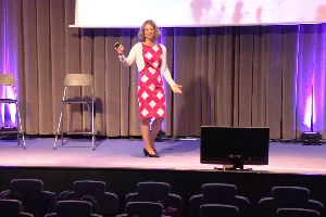 Anita Lettink presenting a future of work keynote for NGA HR in Barcelona